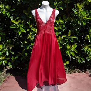 Vtg Shadowline Nightgown Olga-Esque 120" Sweep